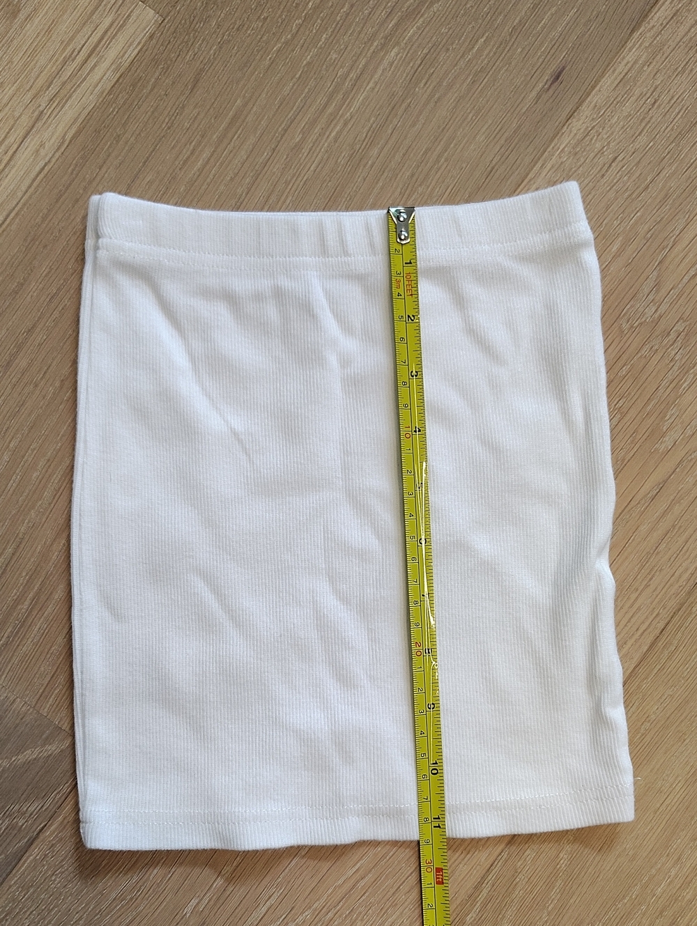 Girls' White Ribbed Knit Pull-On Skirt